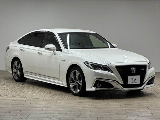 TOYOTA CROWN sedan hybrid 2018