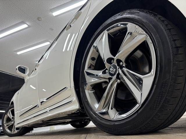 TOYOTA CROWN sedan hybrid 2018