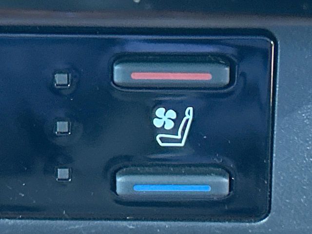 TOYOTA RAV4 4WD 2020