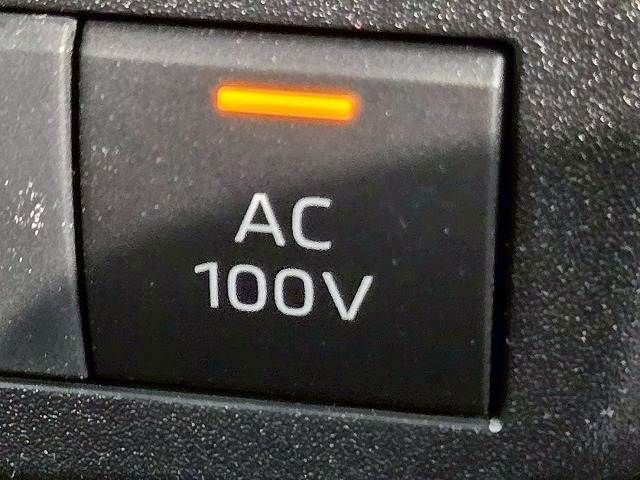 TOYOTA SIENTA HYBRID 2022