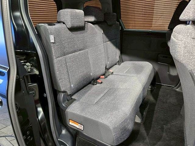 TOYOTA SIENTA HYBRID 2022