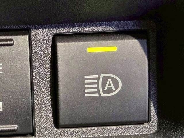 TOYOTA SIENTA HYBRID 2022