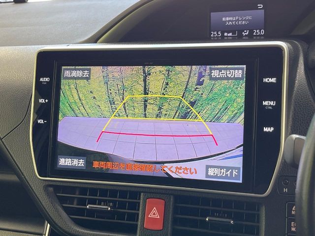 TOYOTA VOXY HYBRID 2019