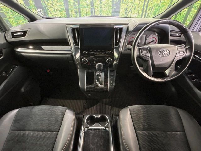 TOYOTA ALPHARD 2020