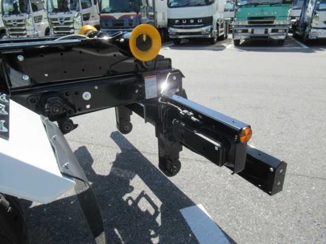 MITSUBISHI FUSOU FIGHTER 2025