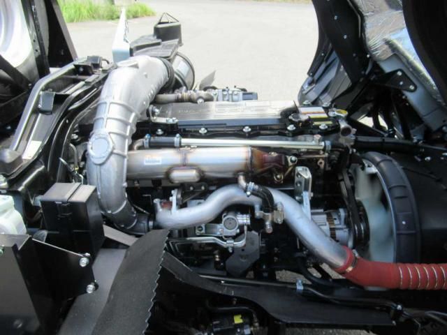 MITSUBISHI FUSOU FIGHTER 2025