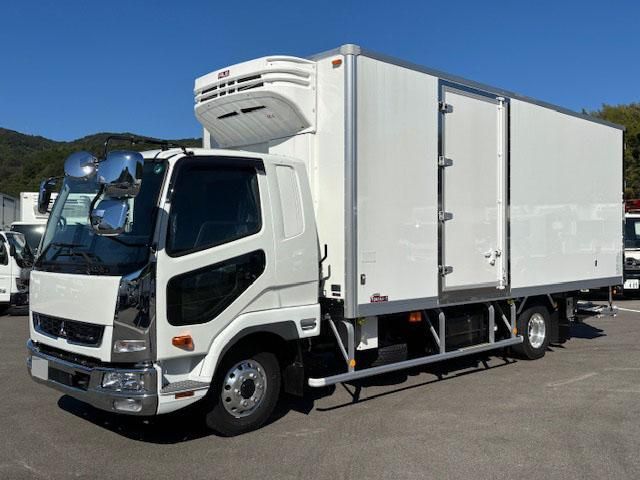 MITSUBISHI FUSOU FIGHTER 2025