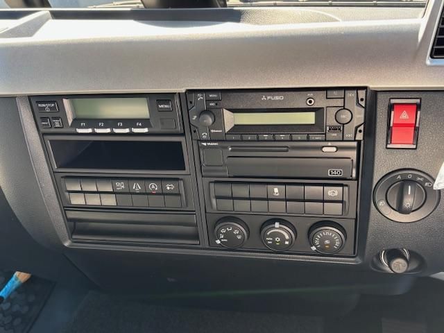 MITSUBISHI FUSOU FIGHTER 2025