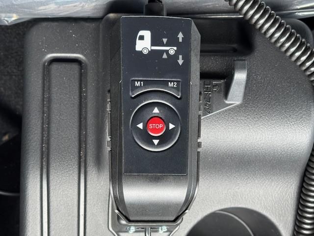 MITSUBISHI FUSOU FIGHTER 2025