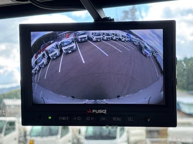 MITSUBISHI FUSOU FIGHTER 2025