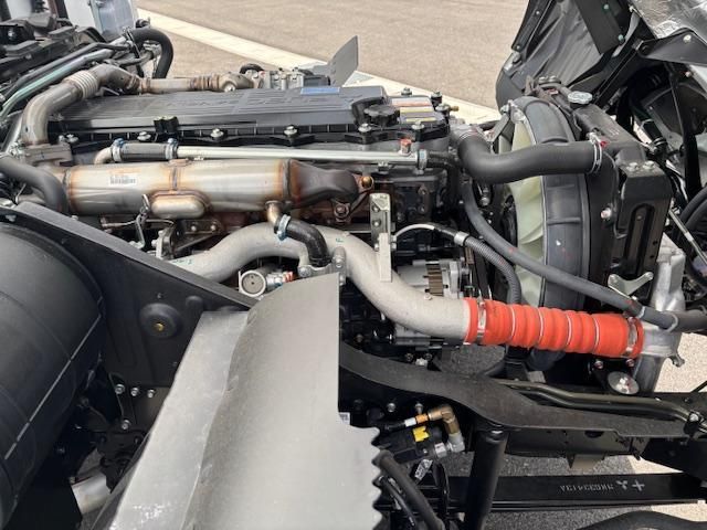 MITSUBISHI FUSOU FIGHTER 2025