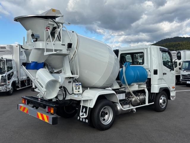 MITSUBISHI FUSOU FIGHTER 2025