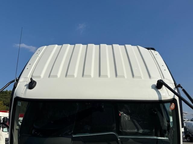 MITSUBISHI FUSOU FIGHTER 2025