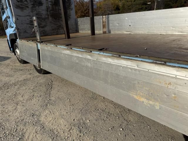 NISSAN DIESEL Quon 2015