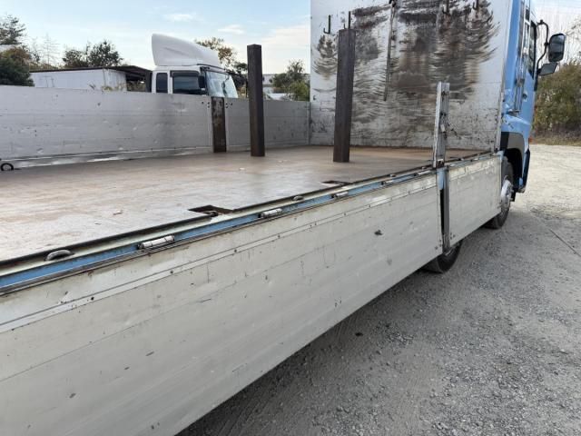 NISSAN DIESEL Quon 2015