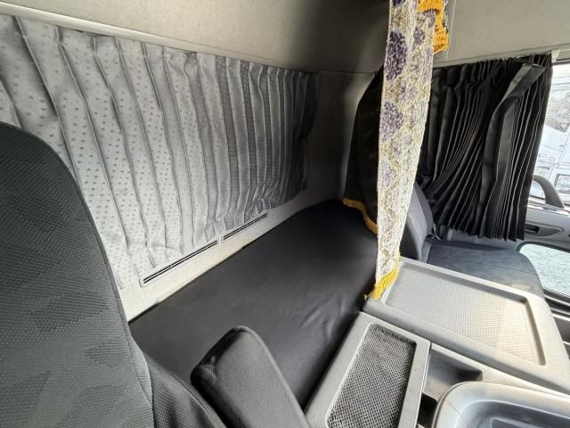 NISSAN DIESEL Quon 2015