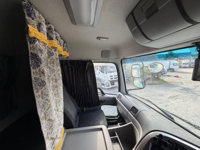 NISSAN DIESEL Quon 2015