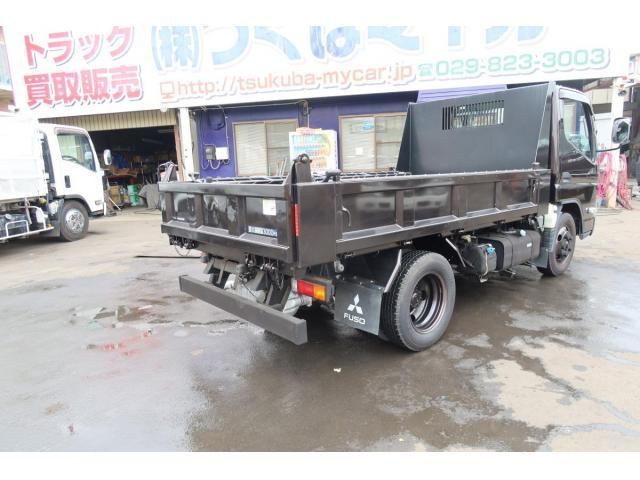 MITSUBISHI CANTER 2022