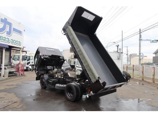 MITSUBISHI CANTER 2022