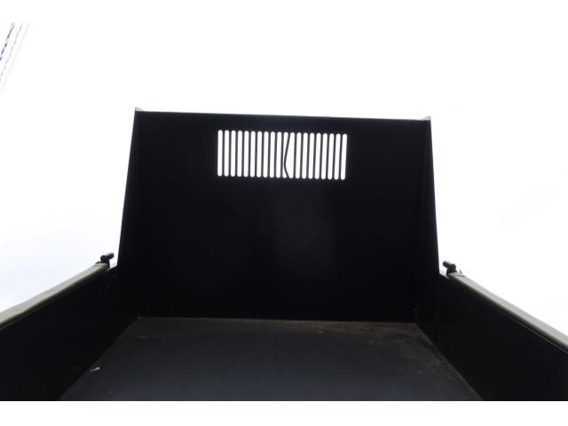 MITSUBISHI CANTER 2022