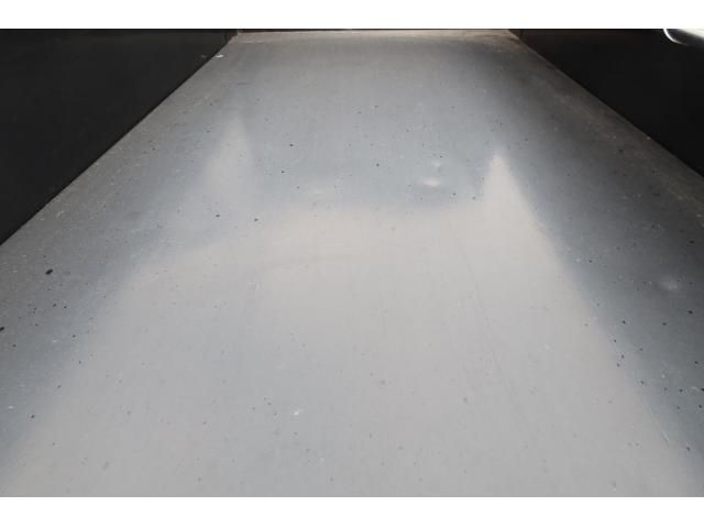 MITSUBISHI CANTER 2022