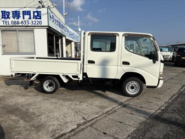 TOYOTA DYNA 2004