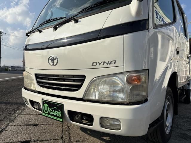 TOYOTA DYNA 2004
