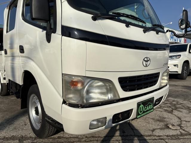 TOYOTA DYNA 2004