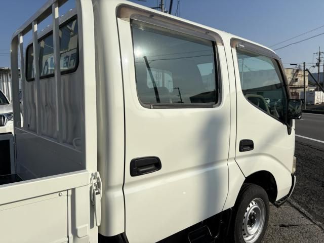 TOYOTA DYNA 2004