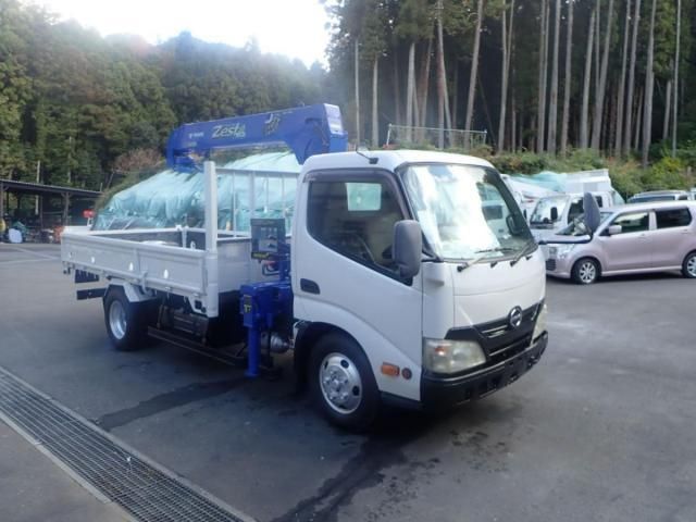 HINO DUTRO 2012