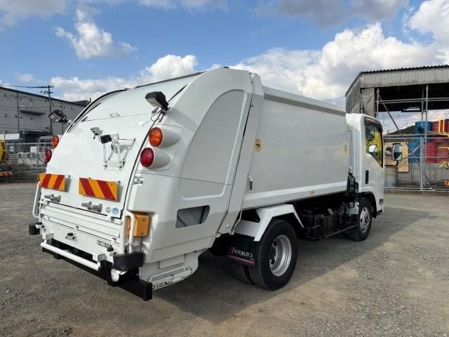 ISUZU ELF 2016