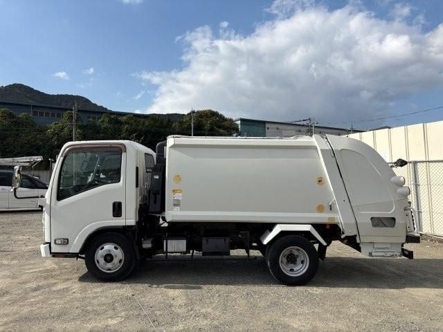 ISUZU ELF 2016