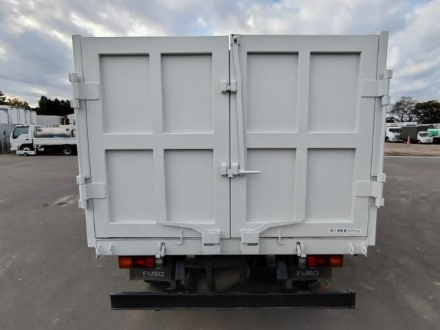 MITSUBISHI CANTER 2017