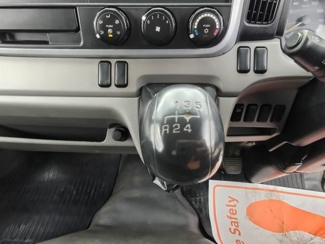 MITSUBISHI CANTER 2017