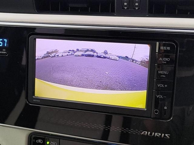 TOYOTA AURIS HYBRID 2016