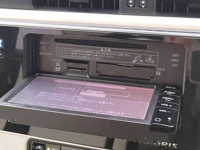 TOYOTA AURIS HYBRID 2016