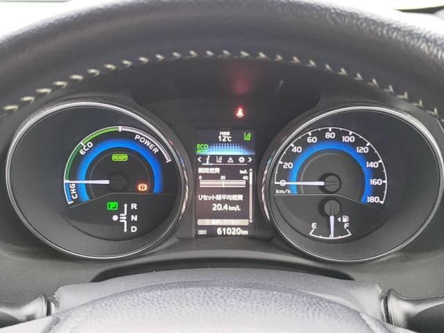 TOYOTA AURIS HYBRID 2016