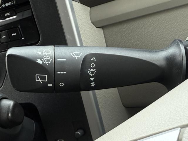 DAIHATSU TANTO 4WD 2016