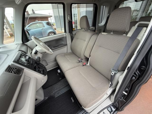 DAIHATSU TANTO 4WD 2016