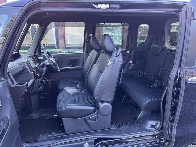 DAIHATSU TANTO CUSTOM 2023