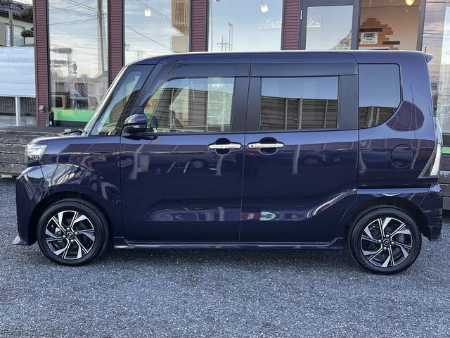 DAIHATSU TANTO CUSTOM 2023