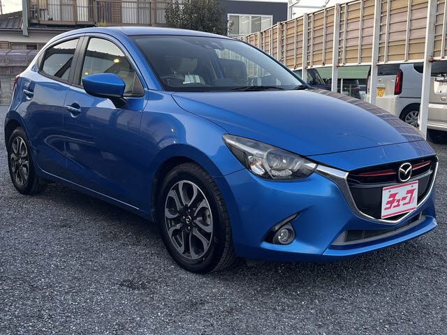 MAZDA DEMIO 2015