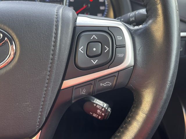 TOYOTA HARRIER 2WD 2016