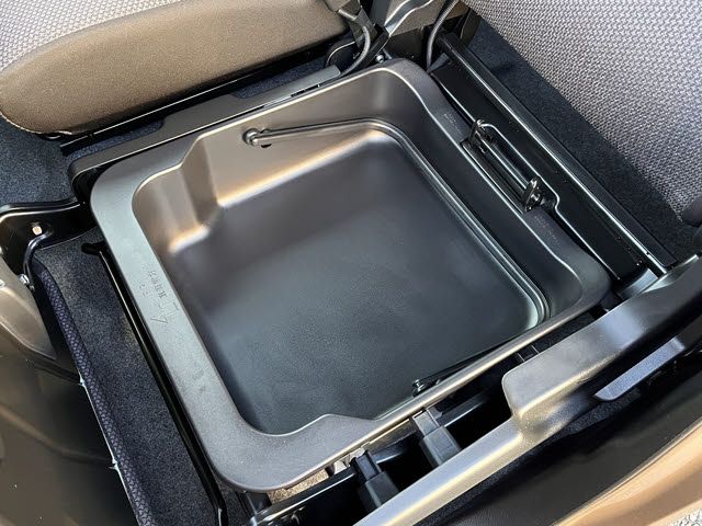 SUZUKI WAGON R SMILE 2023