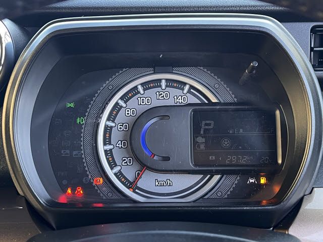 SUZUKI Spacia GEAR 2022