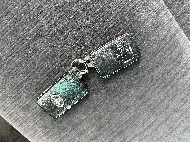 TOYOTA VELLFIRE 2012