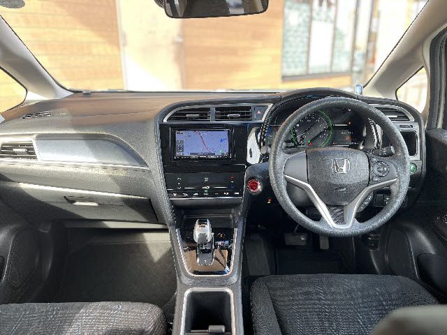 HONDA SHUTTLE HYBRID 4WD 2020