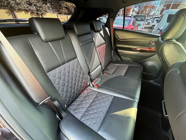 TOYOTA HARRIER 2WD 2016