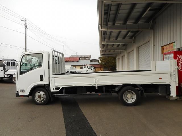 ISUZU ELF 2015