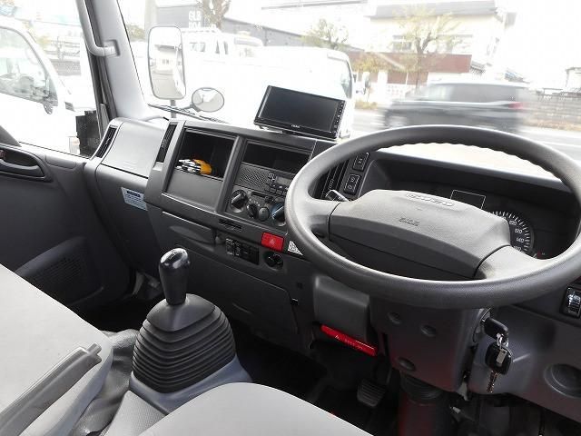 ISUZU ELF 2015